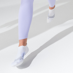 Shop Feetures Socks for Maximum Comfort and Performance Runs in Singapore | Island Run Club