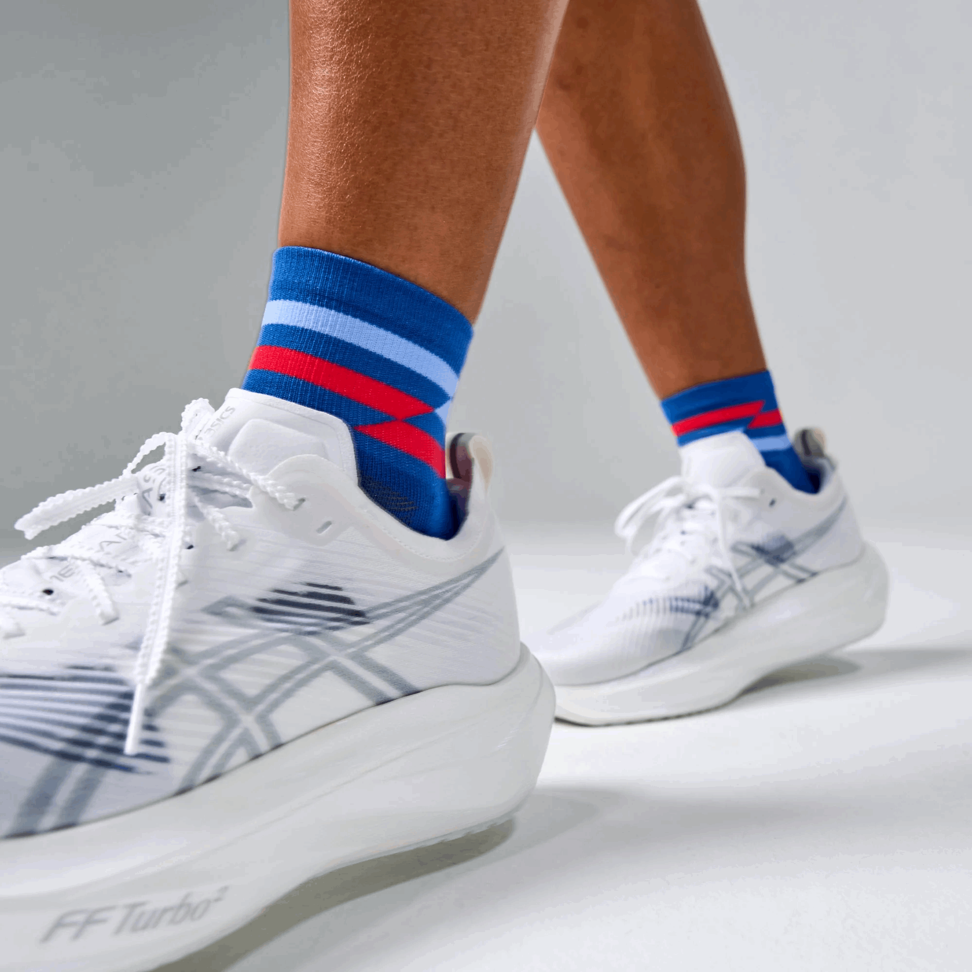 Shop Feetures Socks for Maximum Comfort and Performance Runs in Singapore | Island Run Club