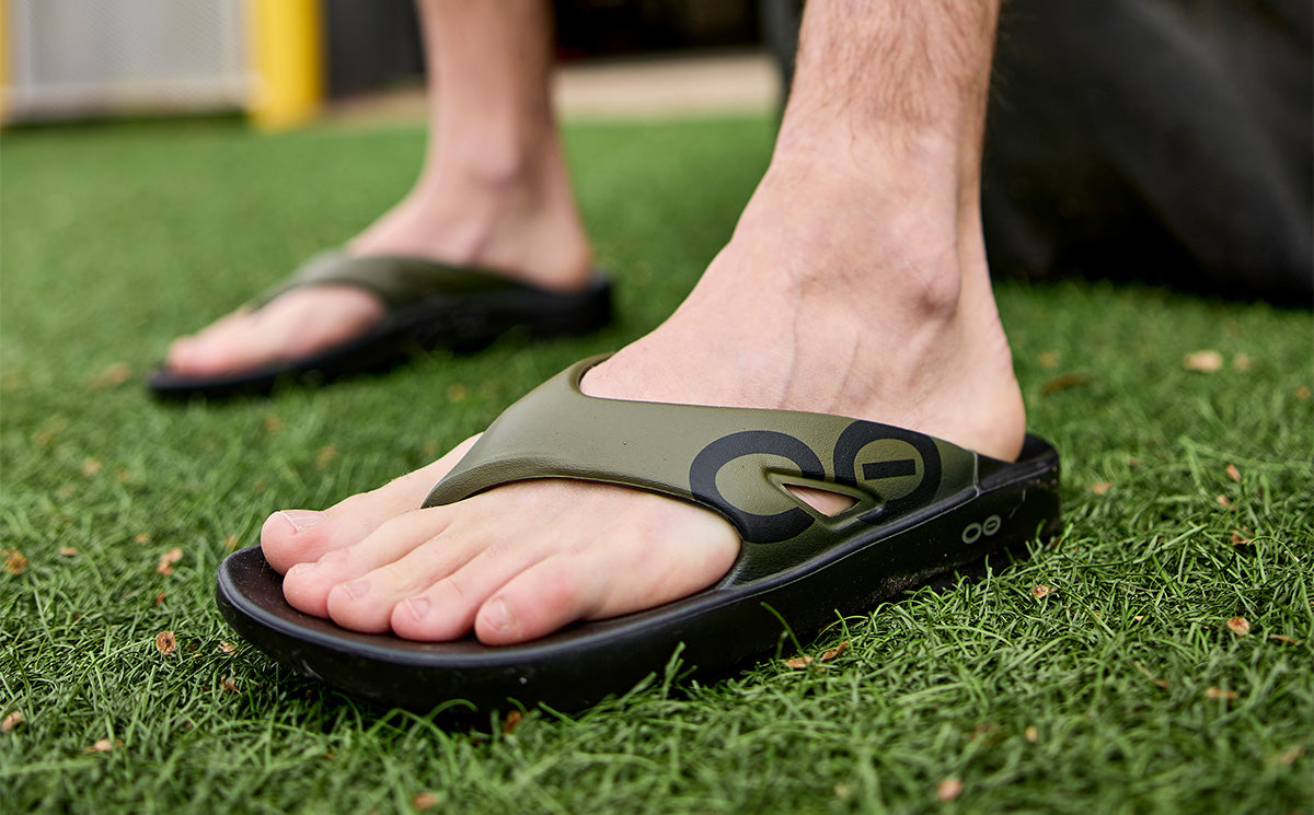 Shop OOFOS: Comfortable Recovery Footwear, Sandals, Shoes, Slides in Singapore | Island Run Club OOriginal OOahh