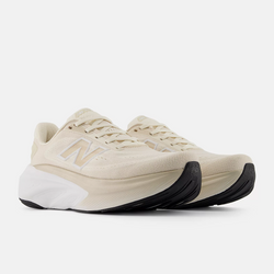 Shop New Balance Performance Running Shoes in Singapore | Island Run Club Fresh Foam 1080 880 860 FuelCell Rebel