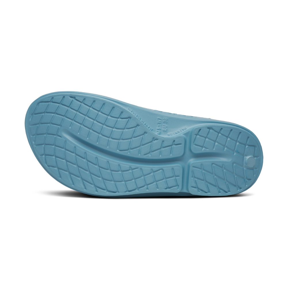 Shop OOFOS: Comfortable Recovery Footwear, Sandals, Shoes, Slides in Singapore | Island Run Club OOriginal Ooahh