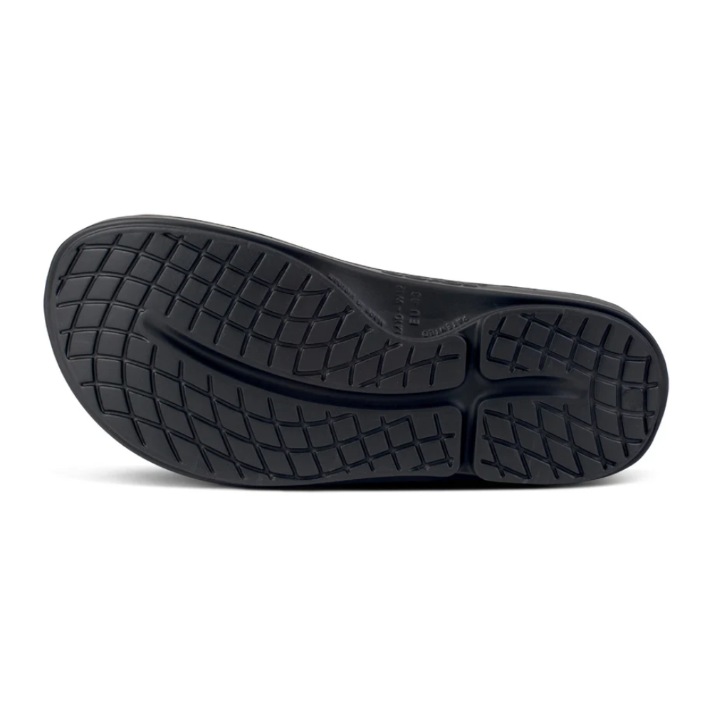Shop OOFOS: Comfortable Recovery Footwear, Sandals, Shoes, Slides in Singapore | Island Run Club OOriginal Ooahh