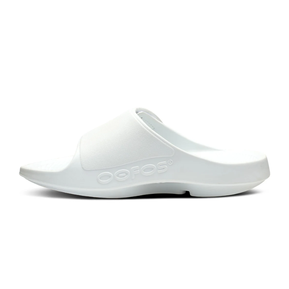 Shop OOFOS: Comfortable Recovery Footwear, Sandals, Shoes, Slides in Singapore | Island Run Club OOriginal Ooahh