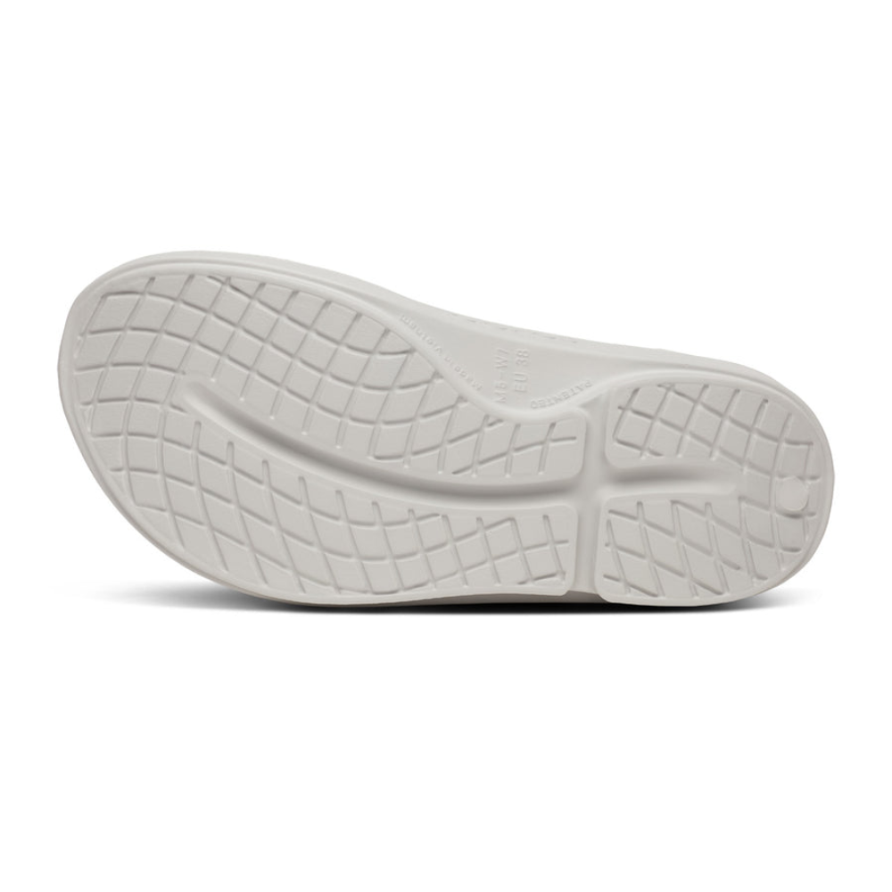 Shop OOFOS: Comfortable Recovery Footwear, Sandals, Shoes, Slides in Singapore | Island Run Club OOriginal Ooahh