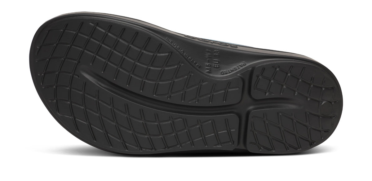 Shop OOFOS: Comfortable Recovery Footwear, Sandals, Shoes, Slides in Singapore | Island Run Club OOriginal OOahh