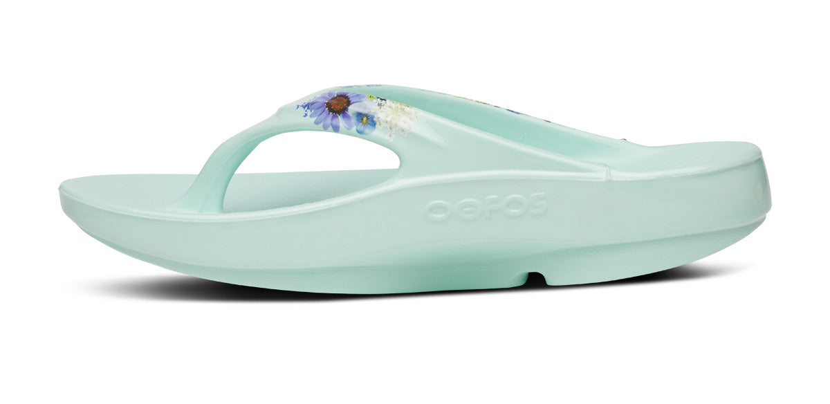 Shop OOFOS: Comfortable Recovery Footwear, Sandals, Shoes, Slides in Singapore | Island Run Club OOriginal OOahh